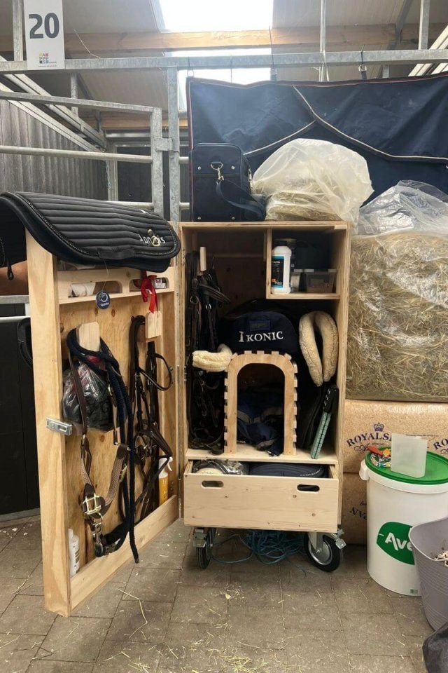 Armoire-equitation-inspirations