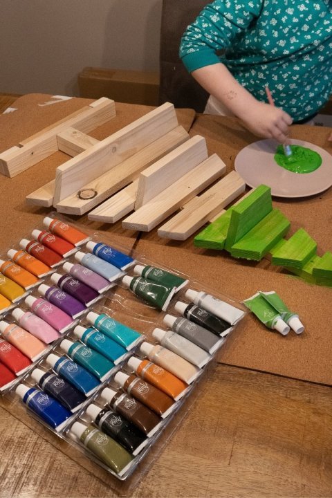 Kit de peinture avec  sapin en bois